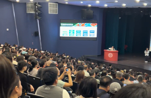 深国交考试刚结束，这批考生的第一件事不是对答案，而是找“下家”？