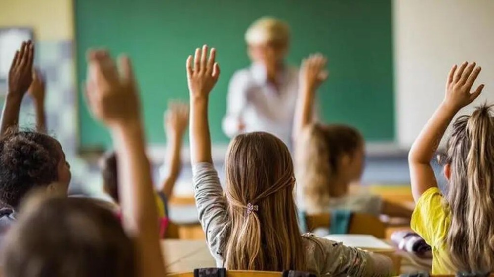纯外籍学校，挤满了中国面孔！还值得去吗？